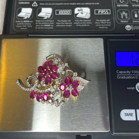 Natural Burmese Ruby and Diamond Broach /Pendent in 18K solid gold - Picture 11 of 11